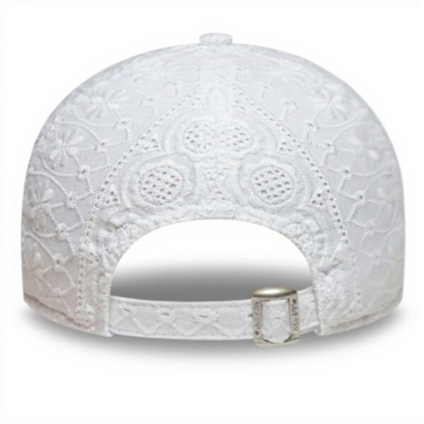 Cappello New Era Broderie Donna White 9TWENTY NEYYAN