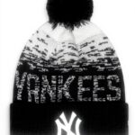 New Era Yankees Beanie MLB Navy White Cappello Sportivo Uomo